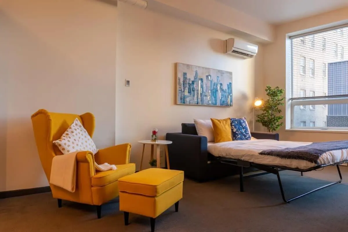 New Listing Luxurious Downtown Loft Heated Parking Rooftop Patio Bbq Gym Coffee Winnipeg Apartmán