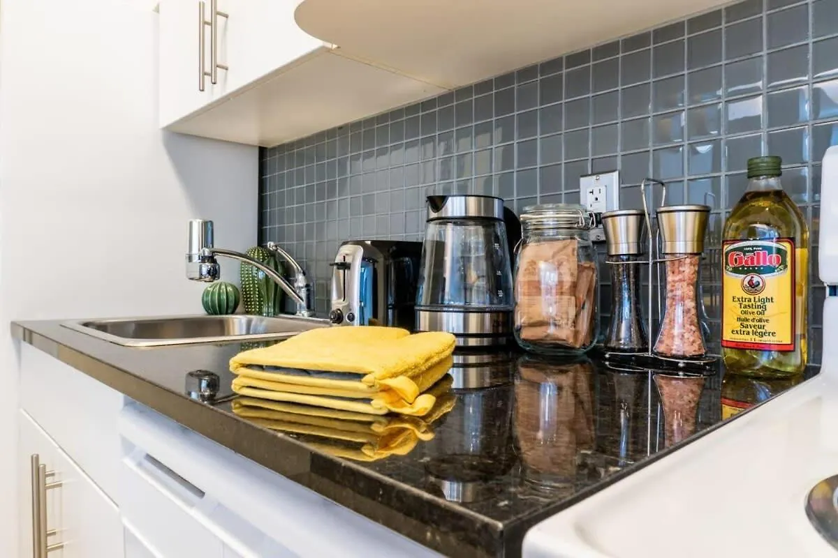 New Listing Luxurious Downtown Loft Heated Parking Rooftop Patio Bbq Gym Coffee Winnipeg Appartamento