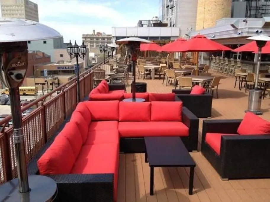 New Listing Luxurious Downtown Loft Heated Parking Rooftop Patio Bbq Gym Coffee Winnipeg Appartamento