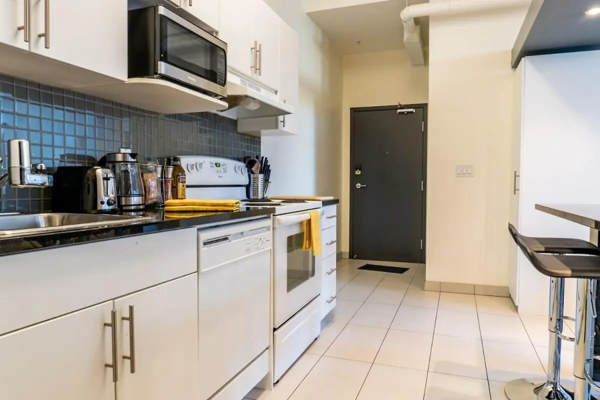 New Listing Luxurious Downtown Loft Heated Parking Rooftop Patio Bbq Gym Coffee Winnipeg Appartamento